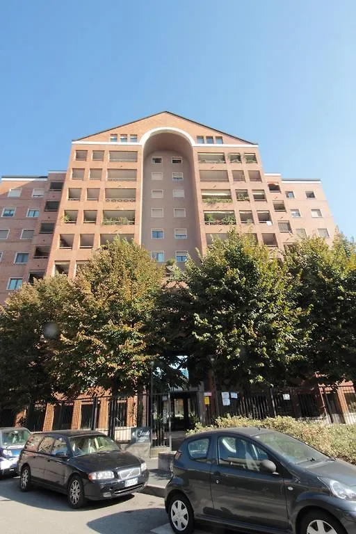 Apartment Appartamento Viale Corsica 99 Milan Italy